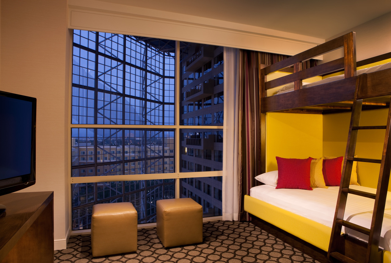 ALICA-P034-Kids-Suite-Atrium-View-1280x1280