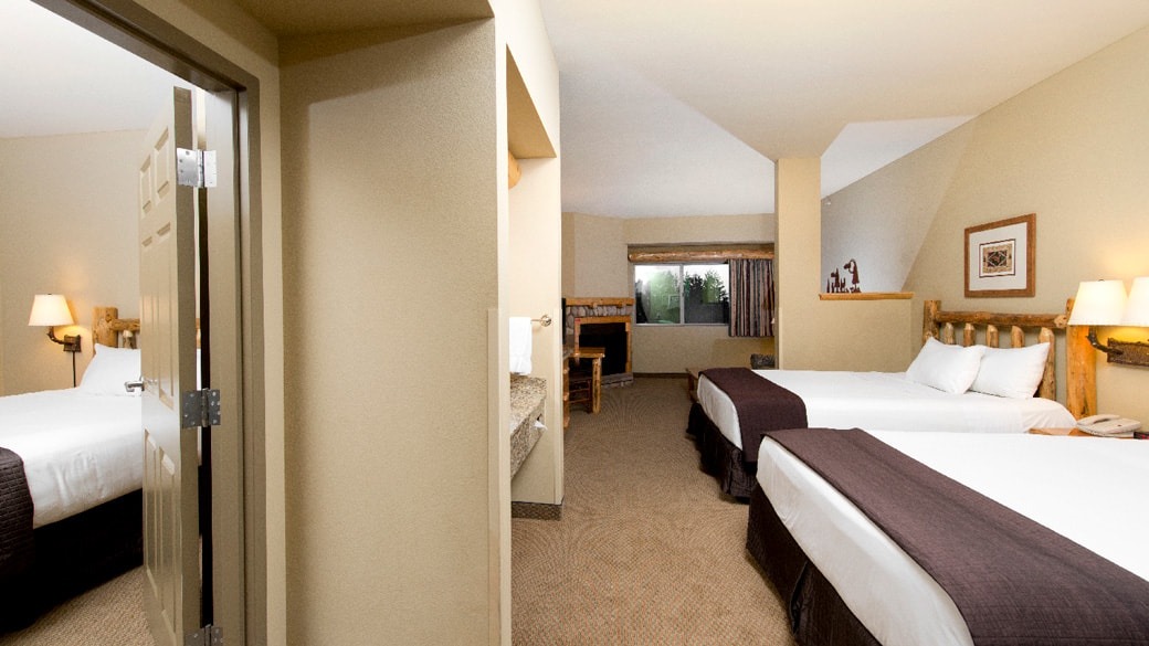 Grand_Bear_Queens_1040x585